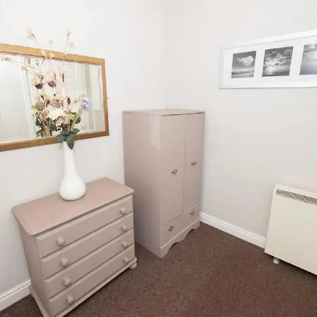 Apartment Cormorant - Beautiful 2 Bed With Sea Views Old Town
