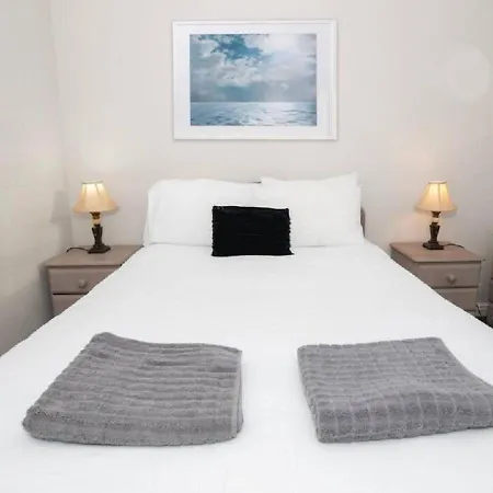 Apartment Cormorant - Beautiful 2 Bed With Sea Views Old Town Scarborough