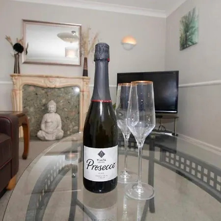 Cormorant - Beautiful 2 Bed With Sea Views Old Town * Scarborough