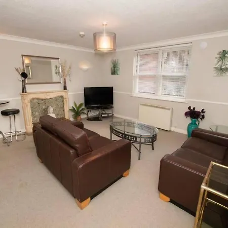 Cormorant - Beautiful 2 Bed With Sea Views Old Town